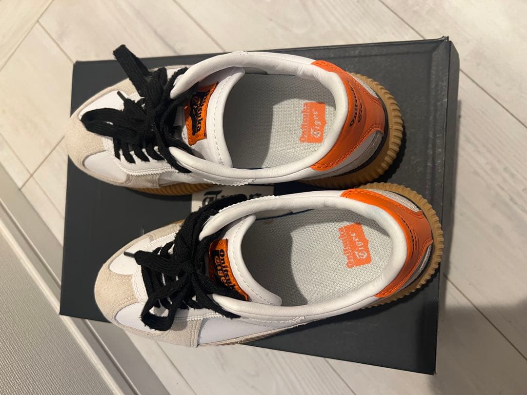 オニツカタイガースニーカー