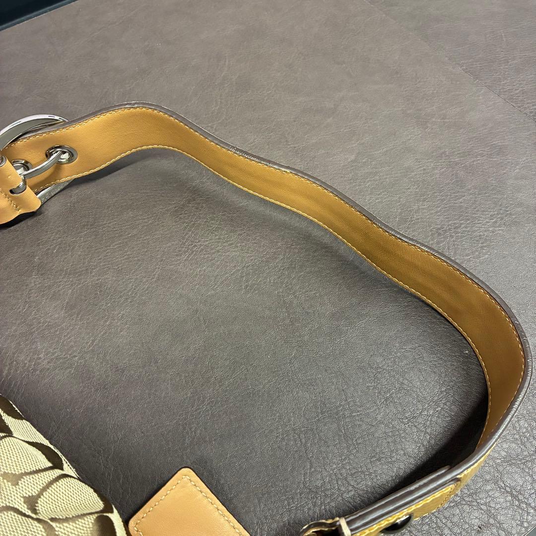 【鑑定済み・タグ付き】COACH シグネチャー F13113 ワンショルダー