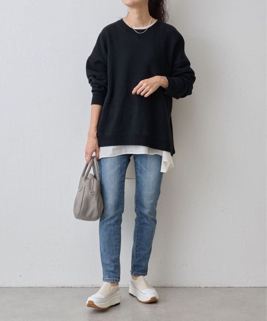 ビアズリー　サイドジッパープルオーバー　 ブラック