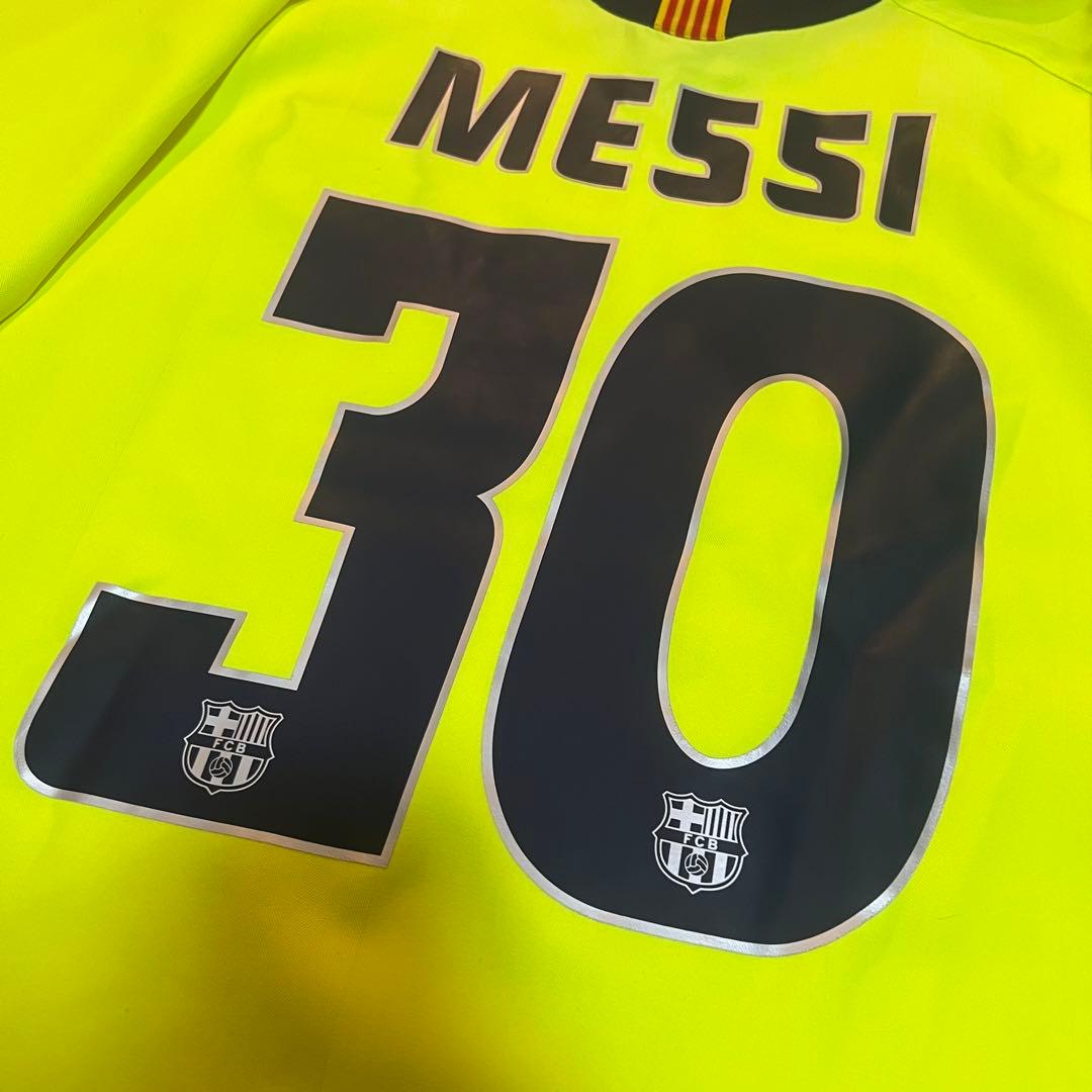 【極希少品】05/06 FCバルセロナNo.30リオネル・メッシAWAY