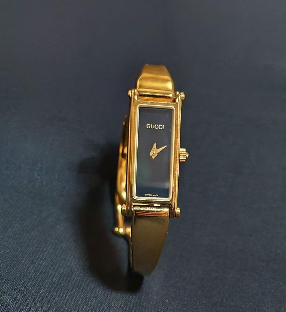 GUCCI グッチ レディース腕時計 黒文字盤 ゴールド バングル　ジャンク
