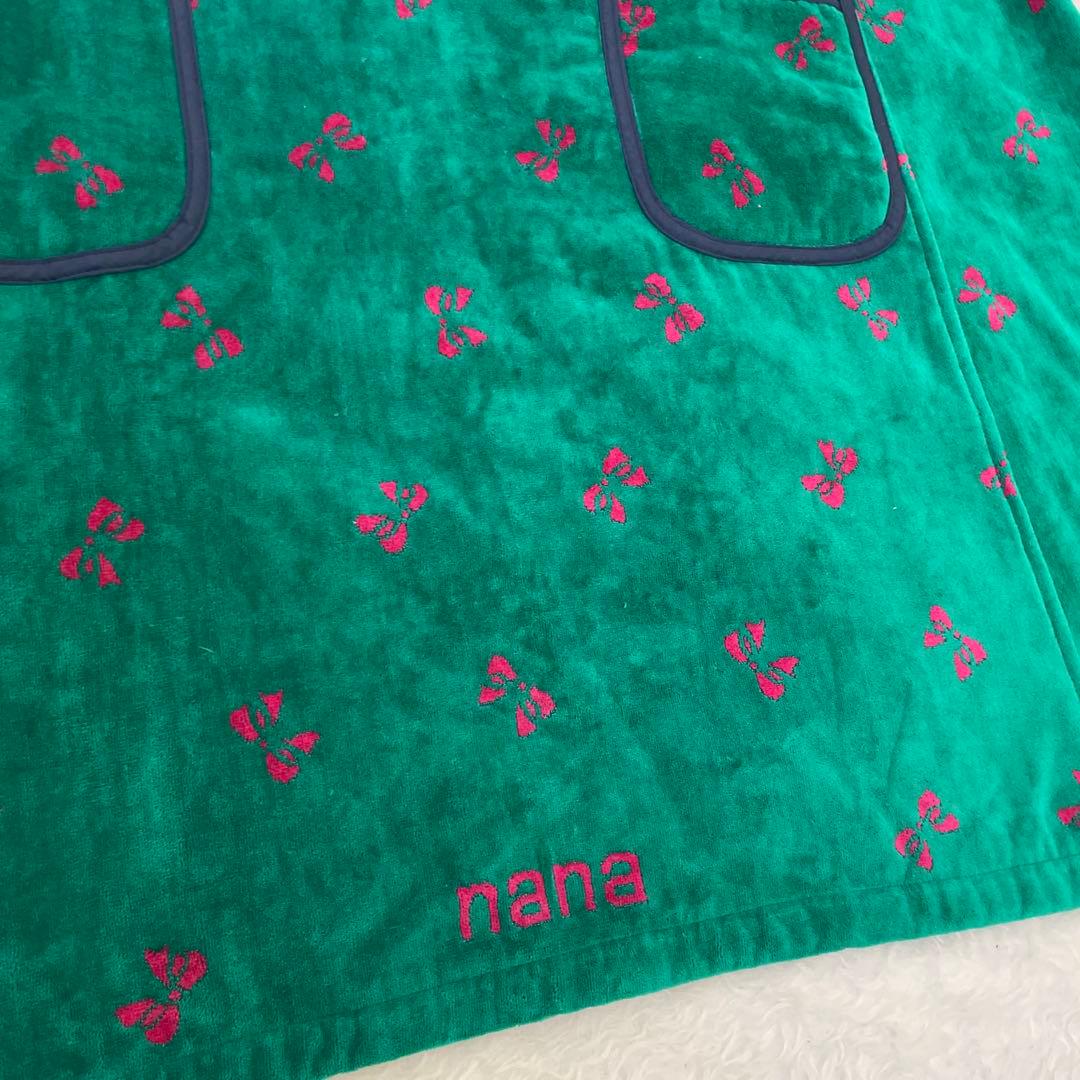 横浜nana タオル地エプロン 新品未使用　グリーンx赤　リボン柄