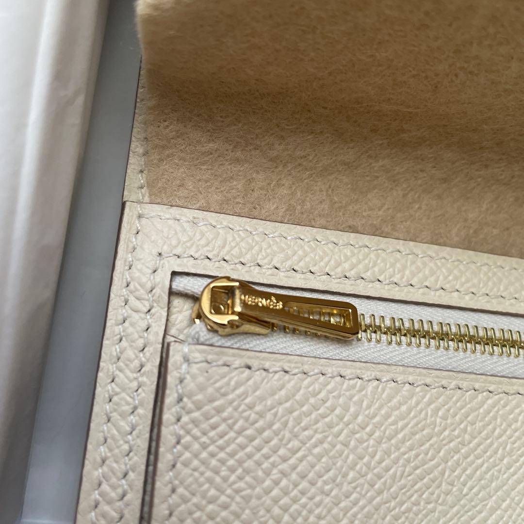 新品　未使用　HERMES エルメス　ベアンコンパクト　クレ　ゴールド金具　財布