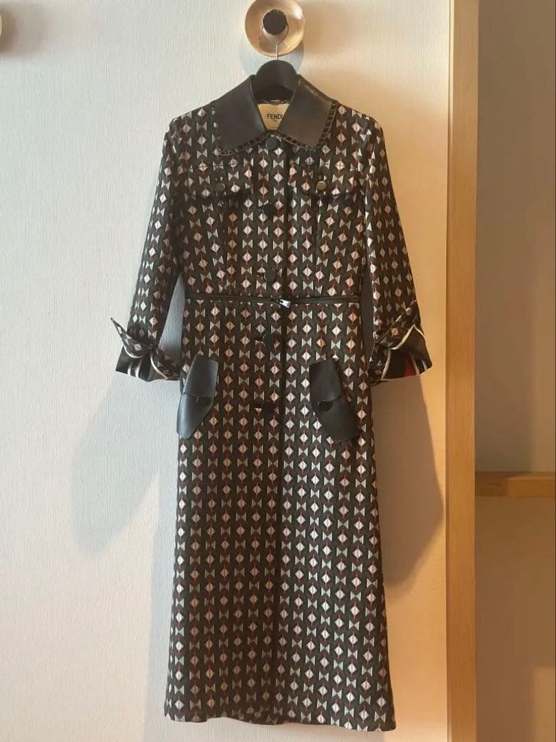 l*o様 【FENDI極美品】Sサイズ/ウエスト切り替え2WAYロングコート 即