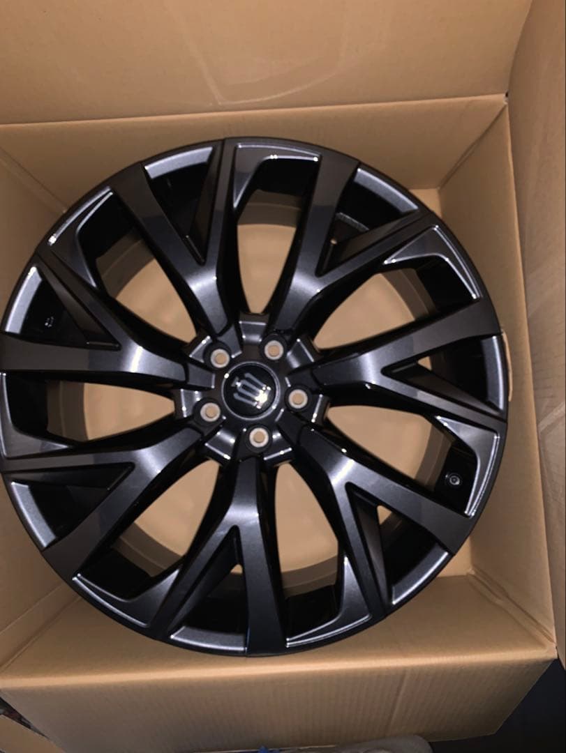 クラウンエステート新車外し　4本セット 21インチ ホイール 新品