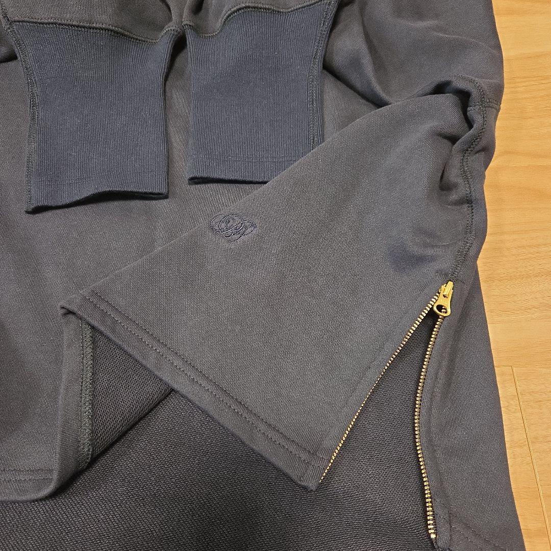 新品未使用タグ付き！BEARDSLEY　BA刺繍入りドルマントレーナー