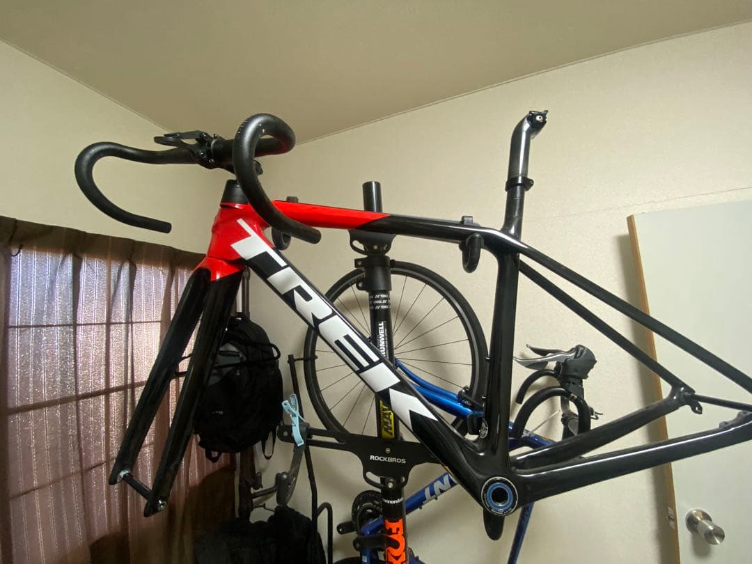 Trek エモンダSL6 フレーム　ホイール付き