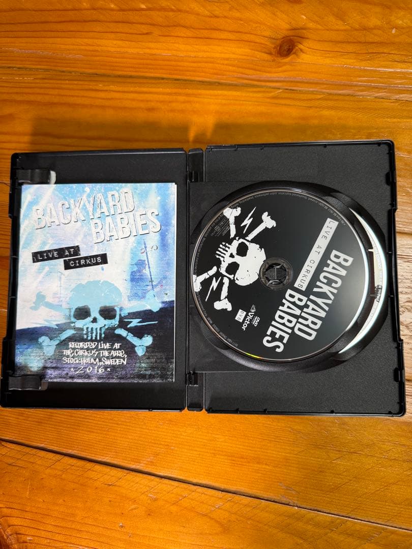 ミュージック BACKYARD BABIES LIVE AT CIRKUS DVD+ CD