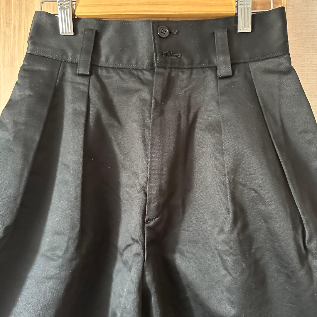 H beauty&youth ハーフパンツ ブラック