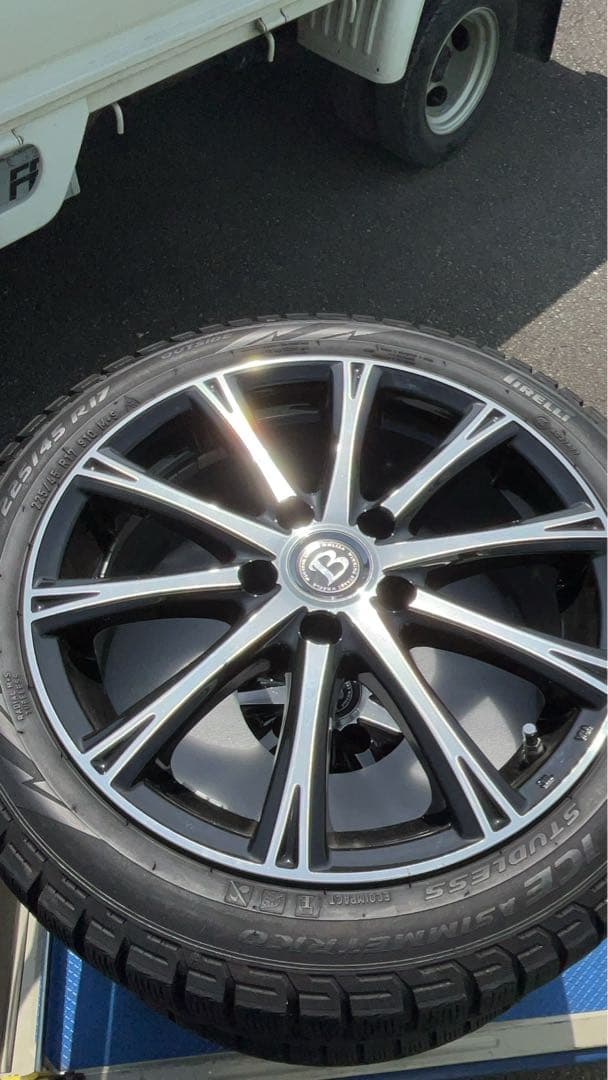 美品ビッグウェイ B-WIN 17インチ4本