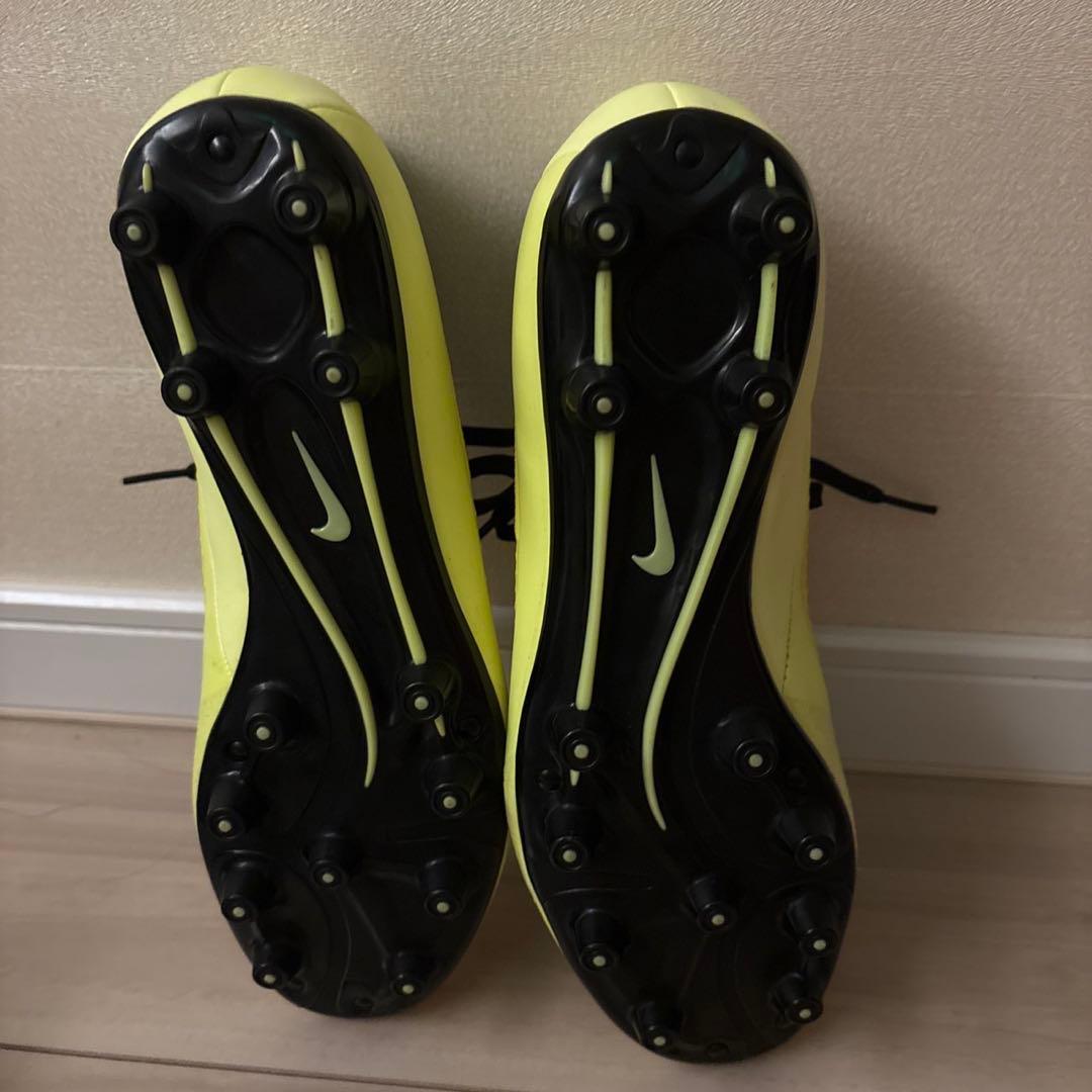 NIKE ハイパーヴェノム　ファタル HG 25.5cm