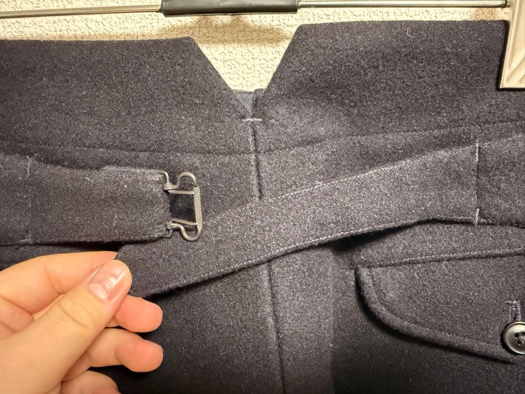 K*a様 COMOLI メルトン バックストラップ パンツ