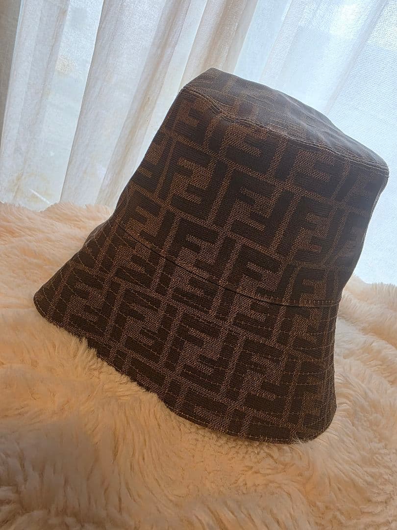 Fendi FFロゴ バケットハット ブラウン系