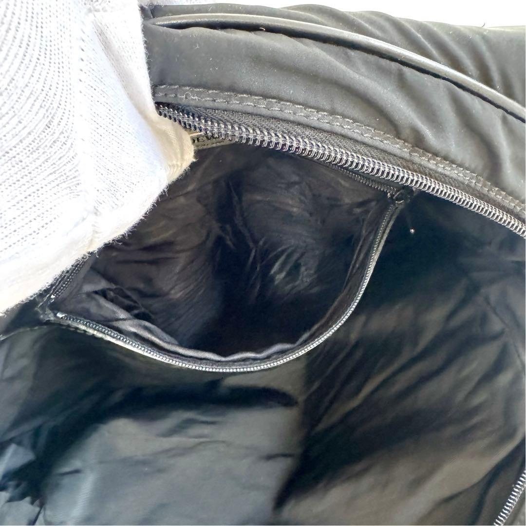 ロエベ トートバック 肩掛け ブラック シルバー金具 ロゴ刻印 ハンドバック