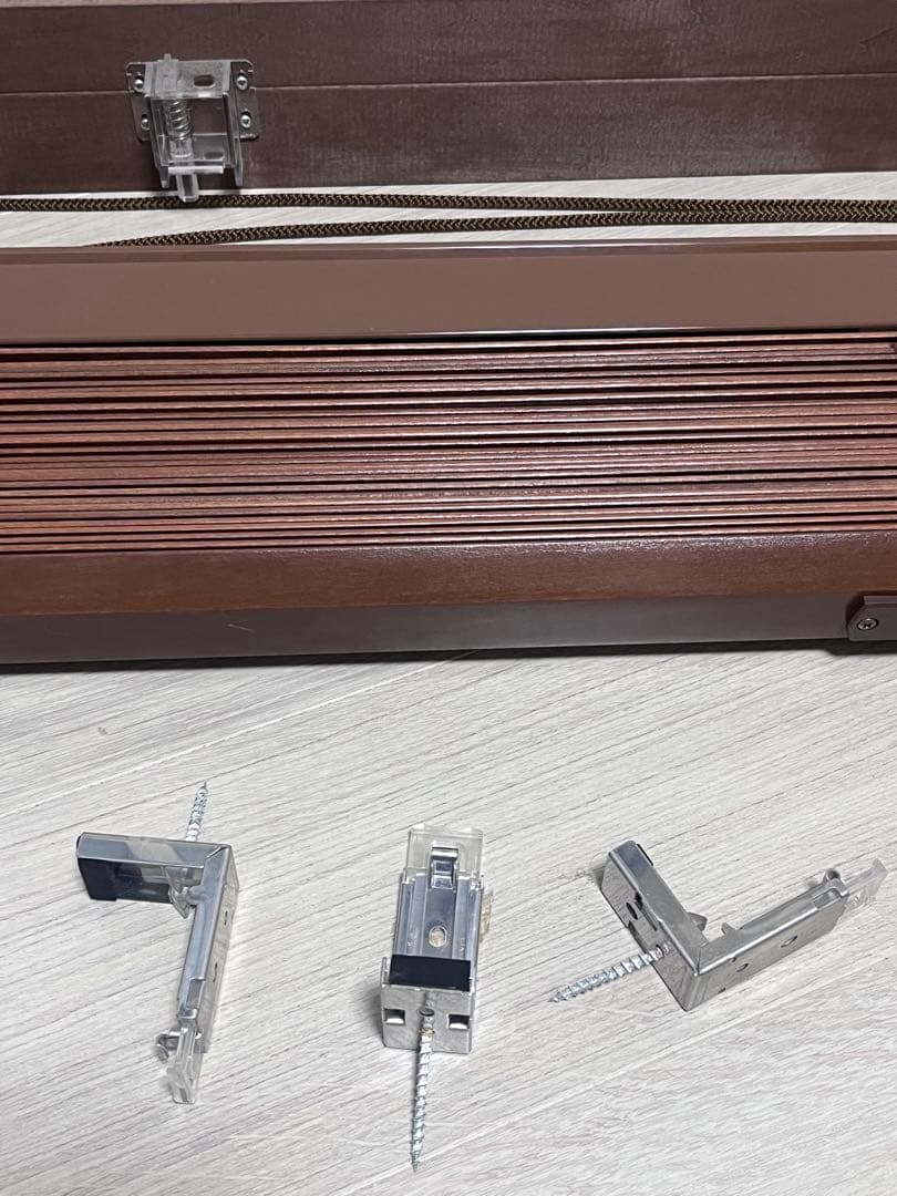 ブラウン 木製ブラインド 取り付け金具付き