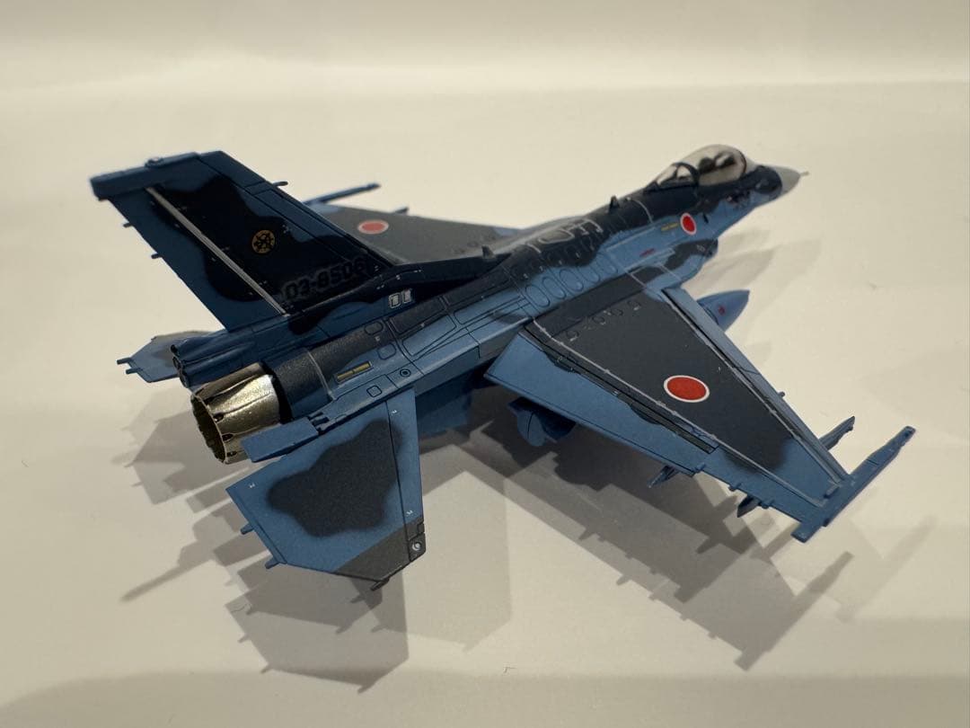 技mix 1/144 航空自衛隊 F-2A 第6飛行隊(築城基地) 完成品