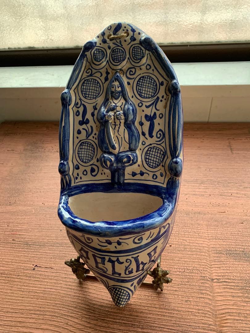 グランピエ　ビンテージスペイン陶器の聖水入れ壁掛け！大胆な筆使いが魅力！