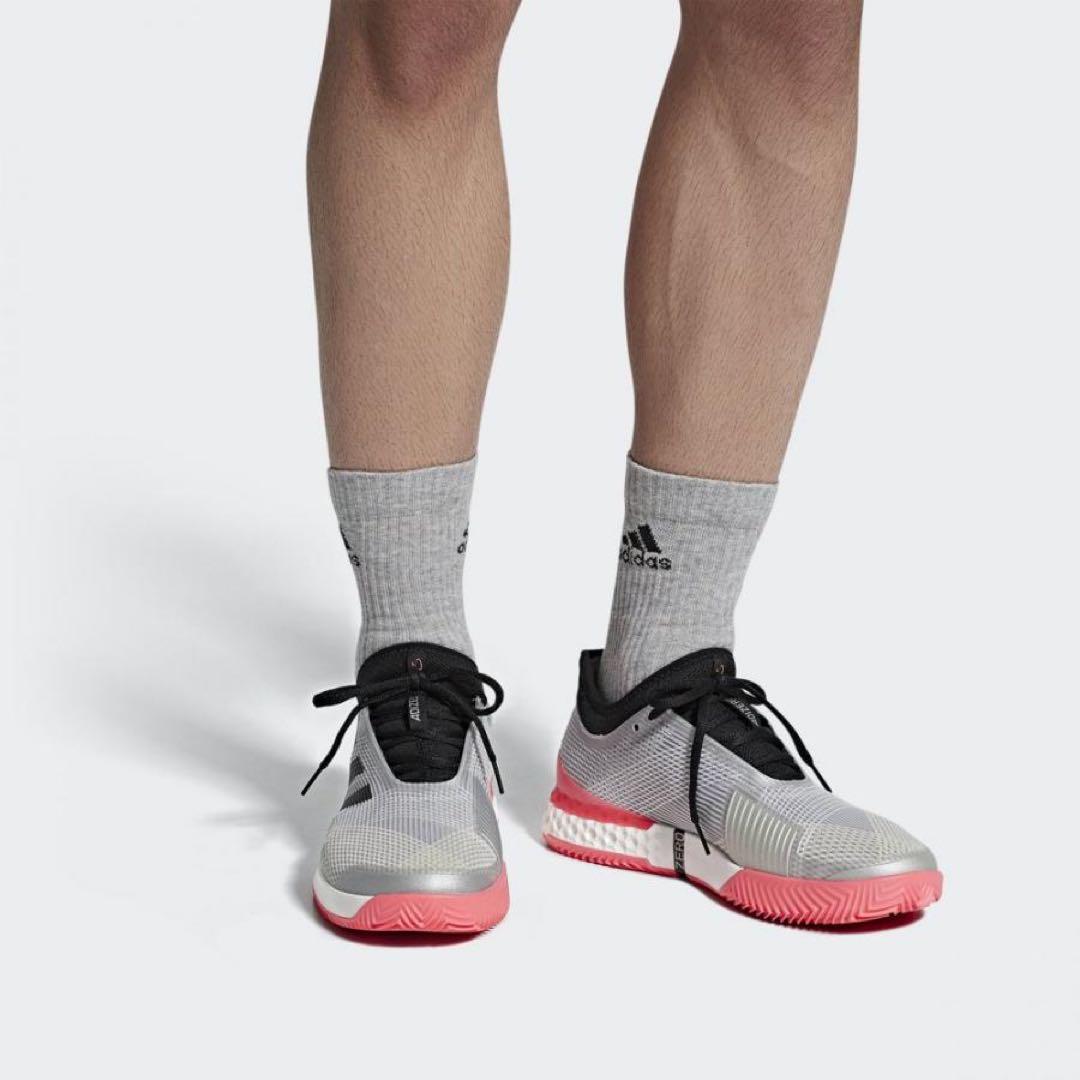 新品未使用　アディダス テニスシューズ メンズ 26.5ウーバーソニック３マルチ