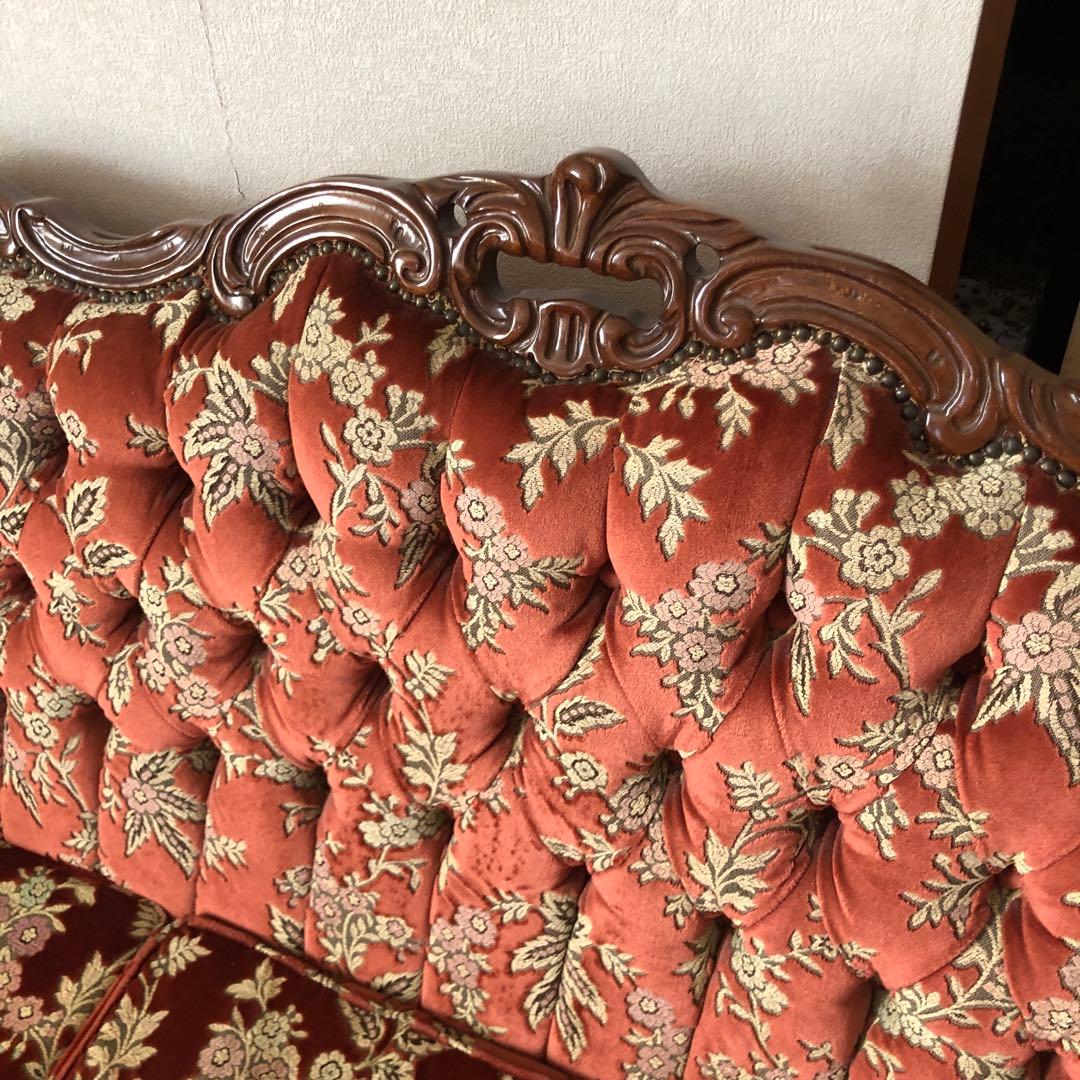 金華山 イタリア　ビクトリアンスタイル 3人掛けソファ 赤色 花柄