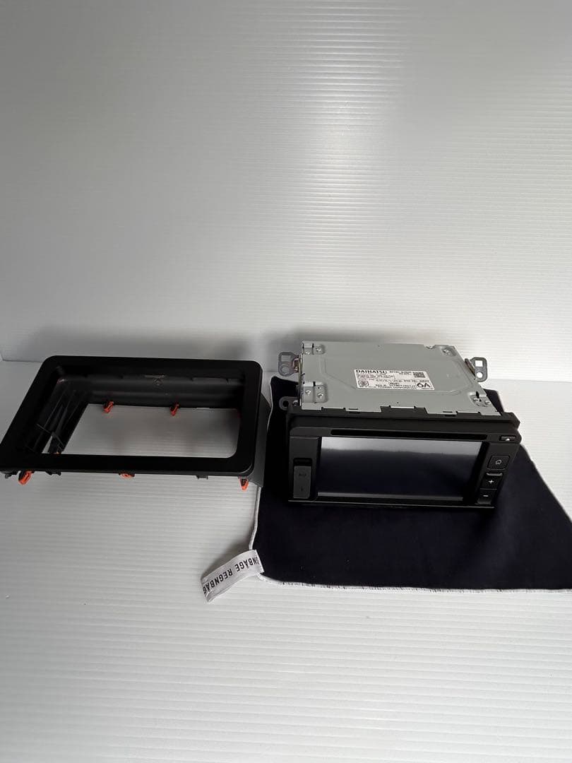 ダイハツ純正ディスプレイオーディオ 86180-B2860 三毛猫さん専用