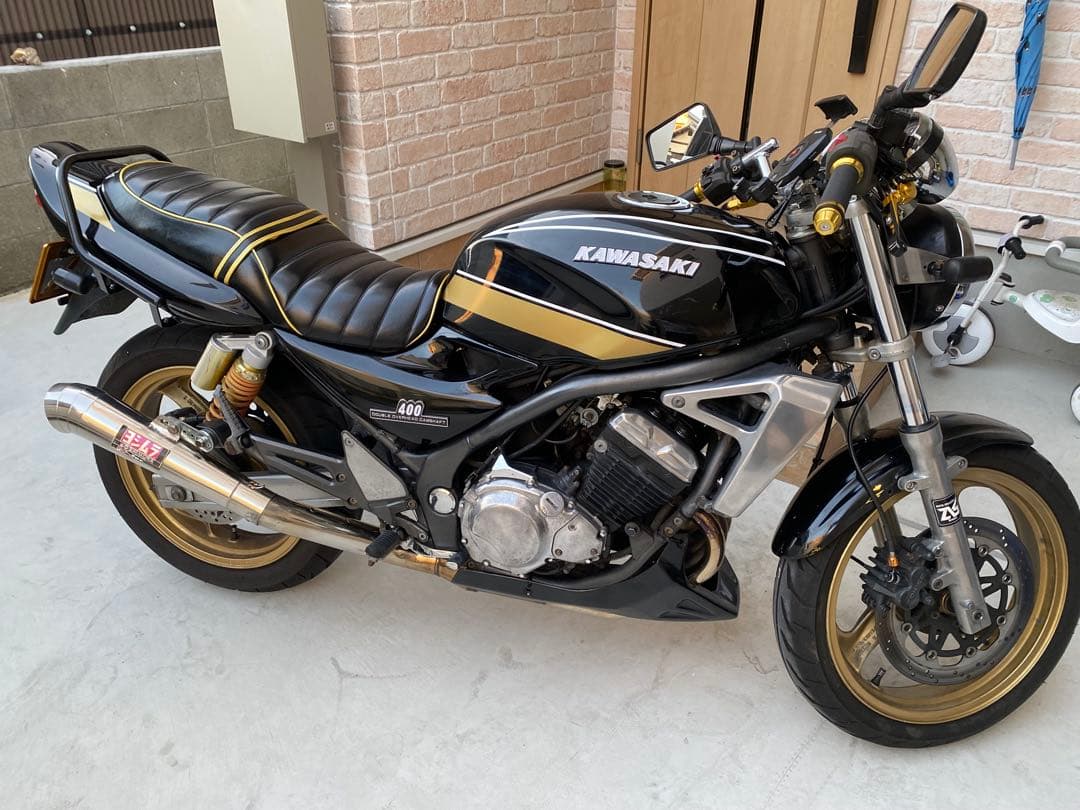 バリオス2型 マフラー　GP管？ヨシムラ？