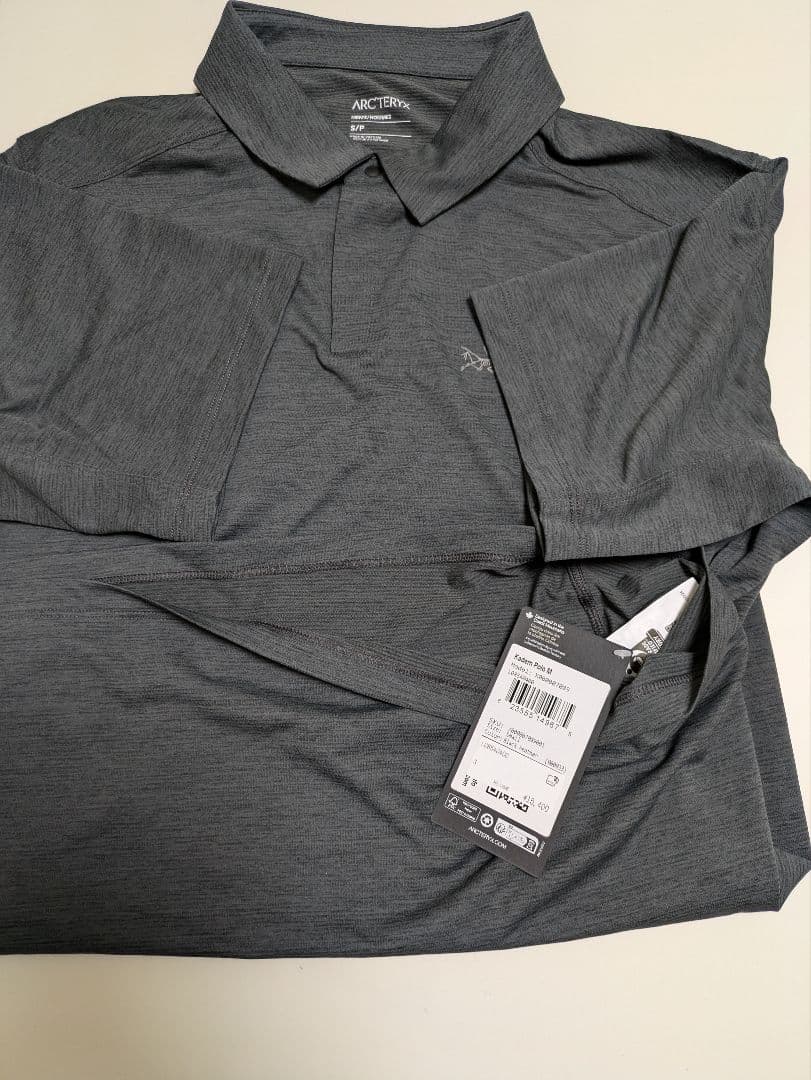 ARC'TERYX ダークグレー ポロシャツ