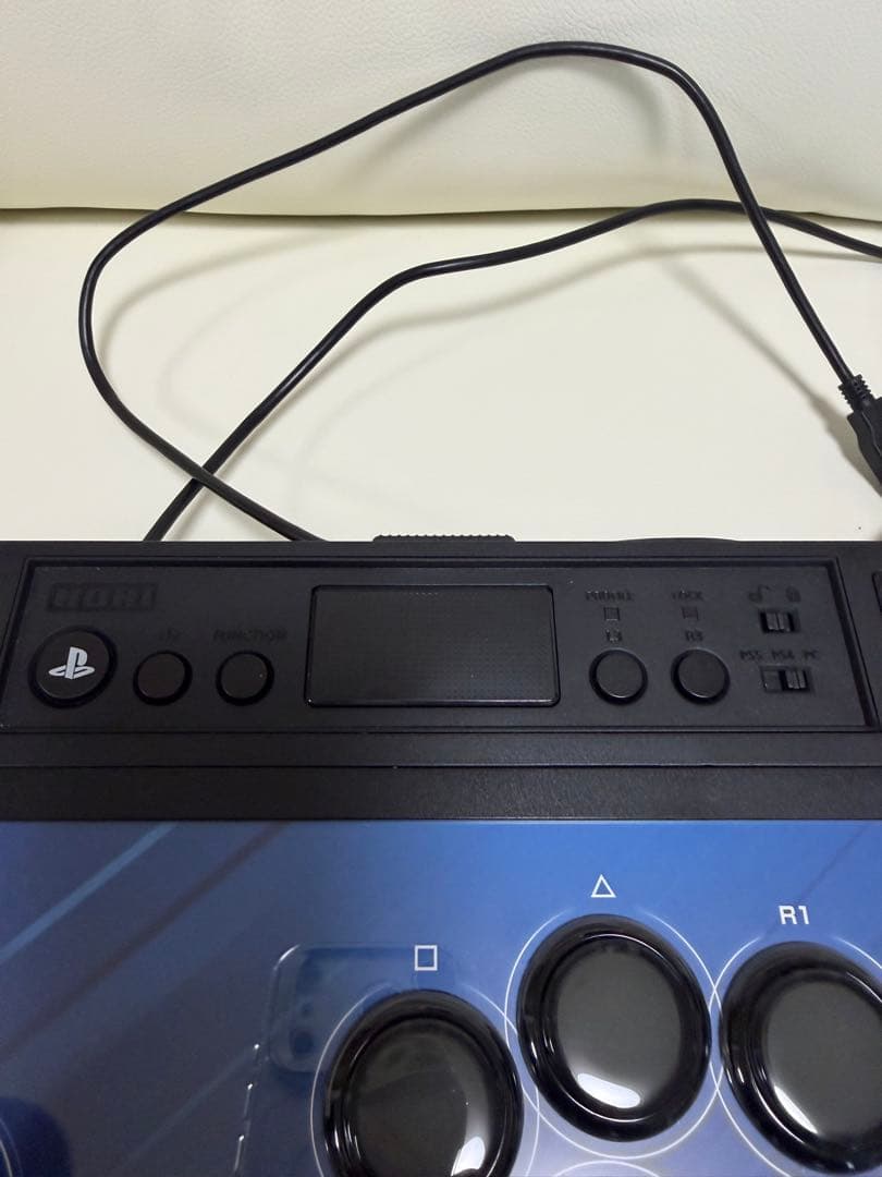 k*8様 ホリ FIGHTING STICK α カスタマイズ済み 箱あり