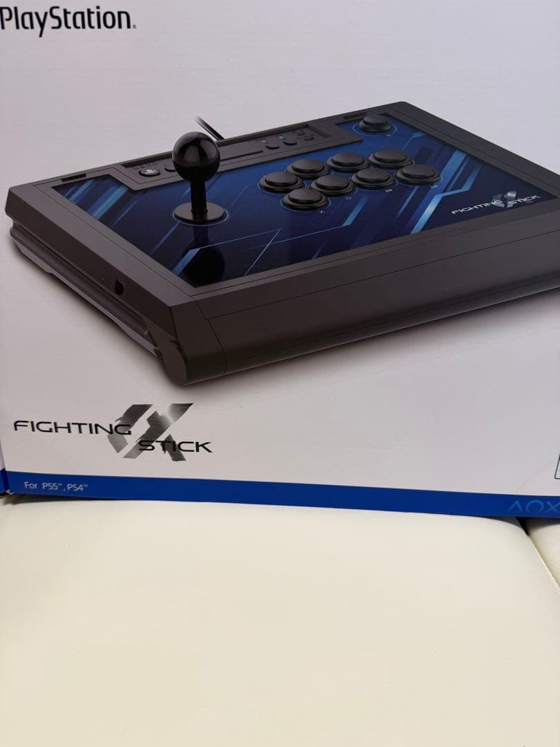 k*8様 ホリ FIGHTING STICK α カスタマイズ済み 箱あり