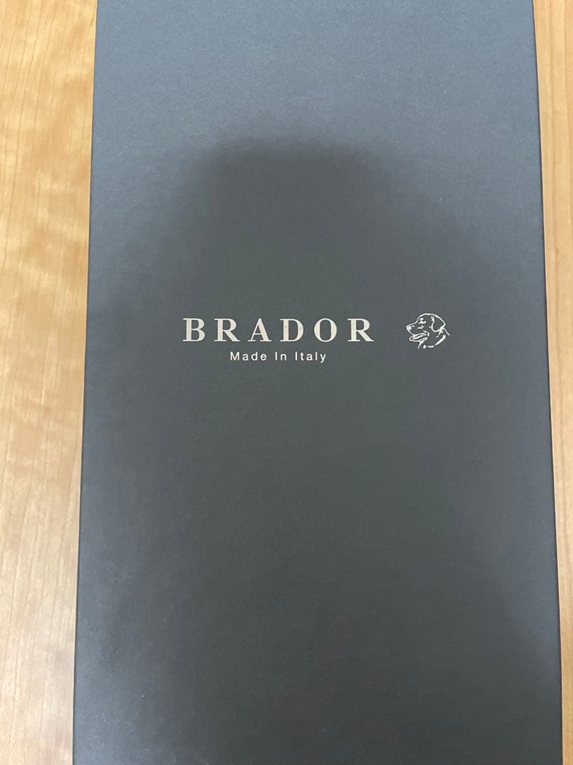 BRADOR ブラドール フラットサンダル　本革 レザーサンダル