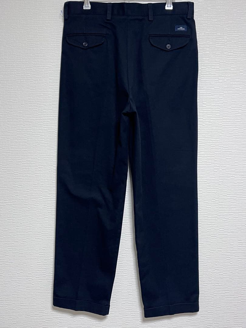 カ*イ様 美品 激安 新品　黒　DOCKERS ブラック　ツータック　チノ ドッ