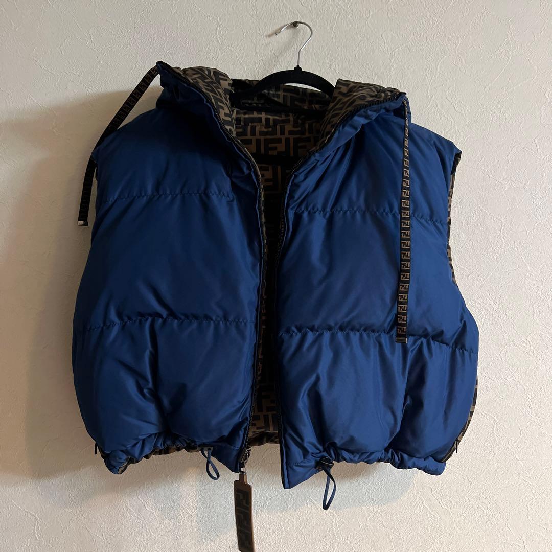 FENDI ダウンベスト