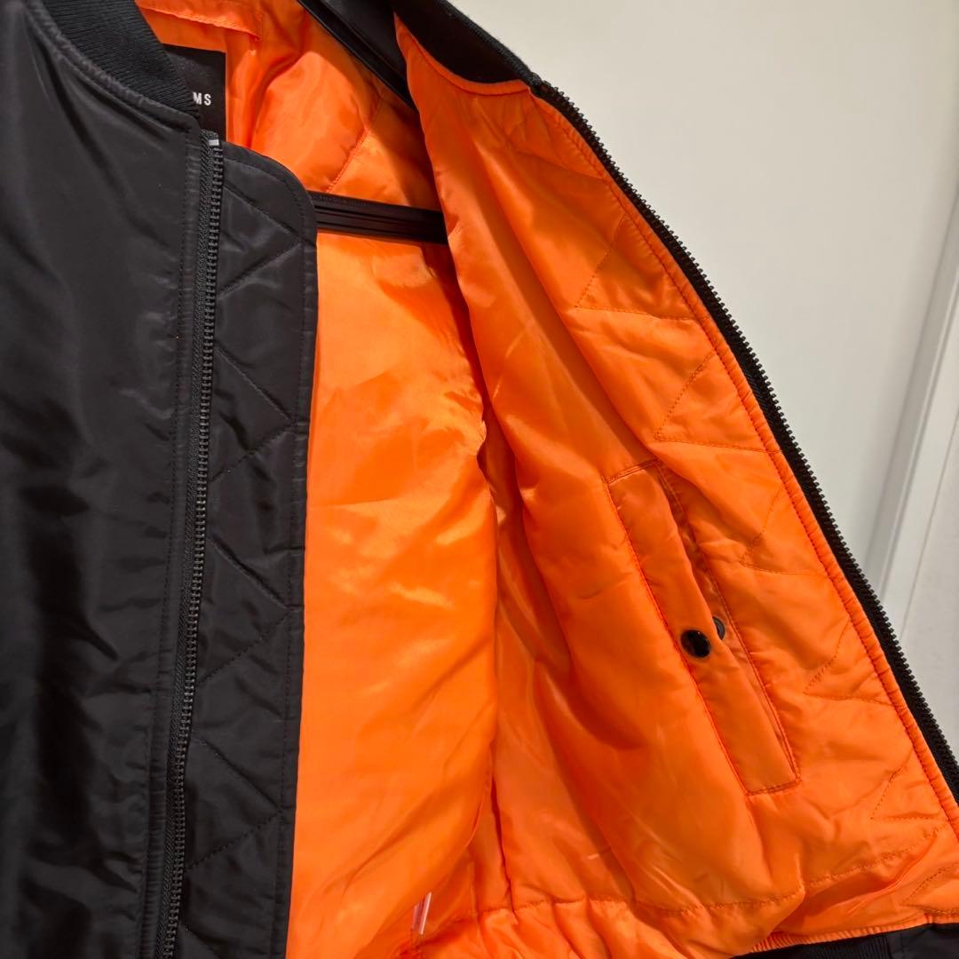 美品✨　BEAMS MA-1 サーモライト　リラックスフィット　ブラック　M