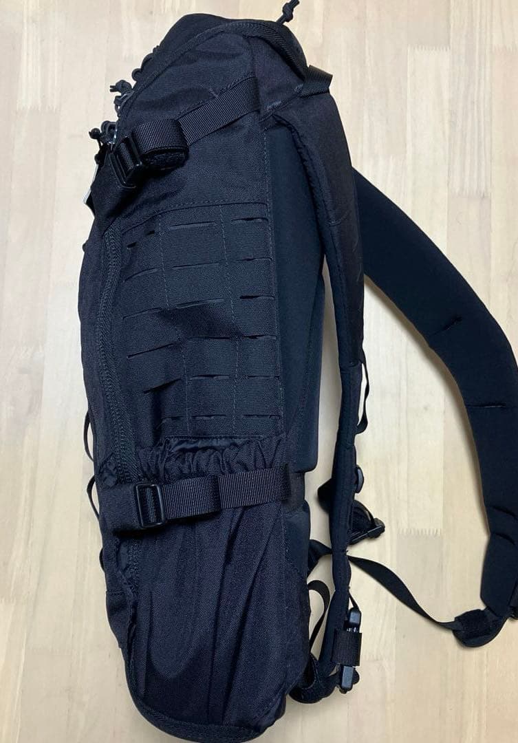 す*ん様 【新品】Direct Action Halifax バックパック　18