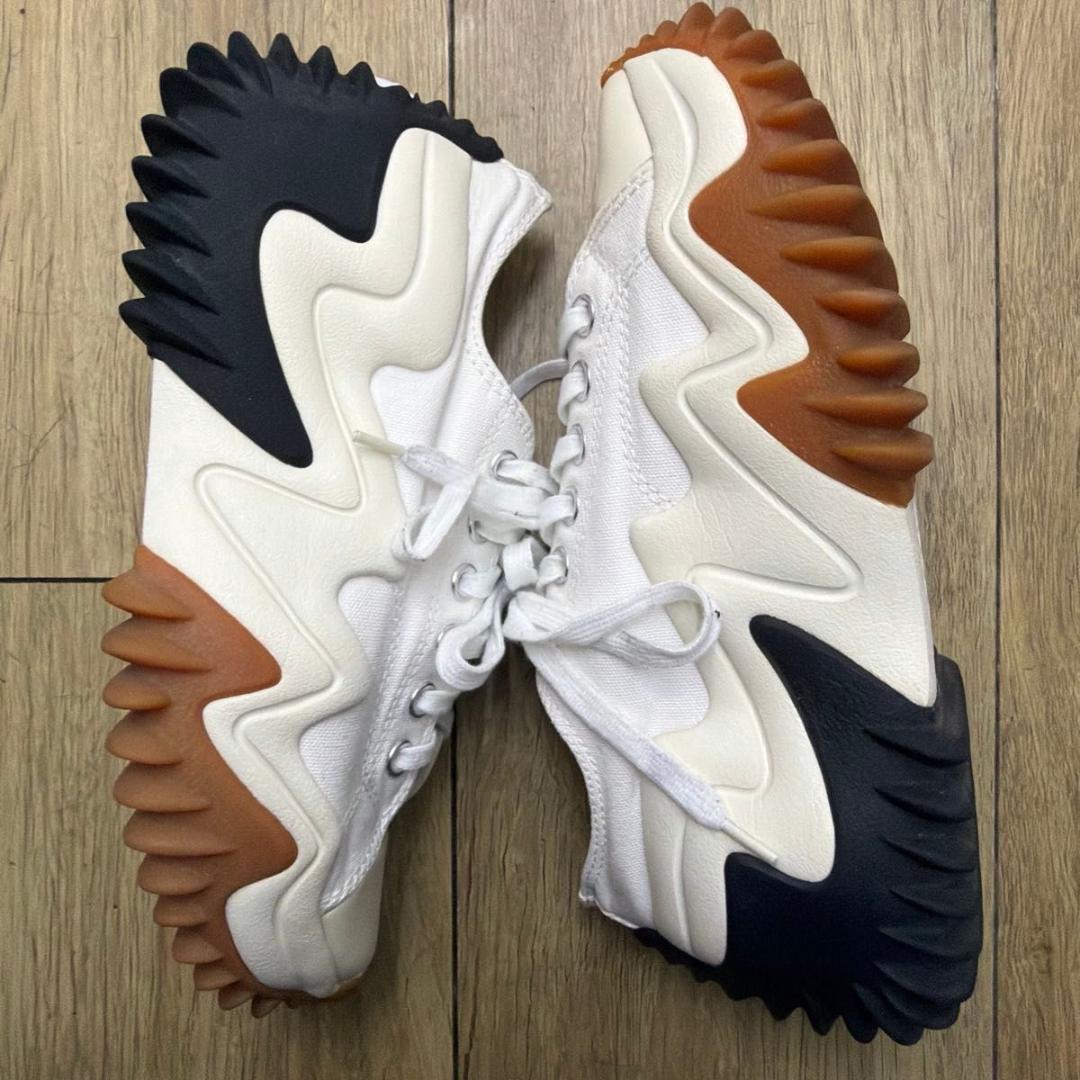 23.5cm 韓国限定　CONVERSE スニーカー ランスターモーション 厚底