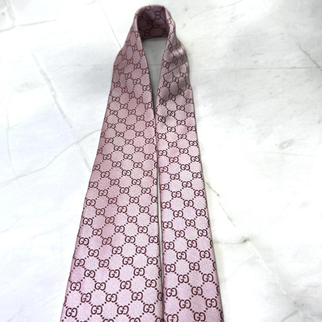 ☆即発 GUCCI GG 総柄 ピンク シルクネクタイ ベルト柄 高級感 美品