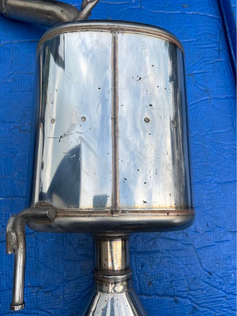 ニッサン　スカイライン　V36 HKS マフラー　※フォロー割OK