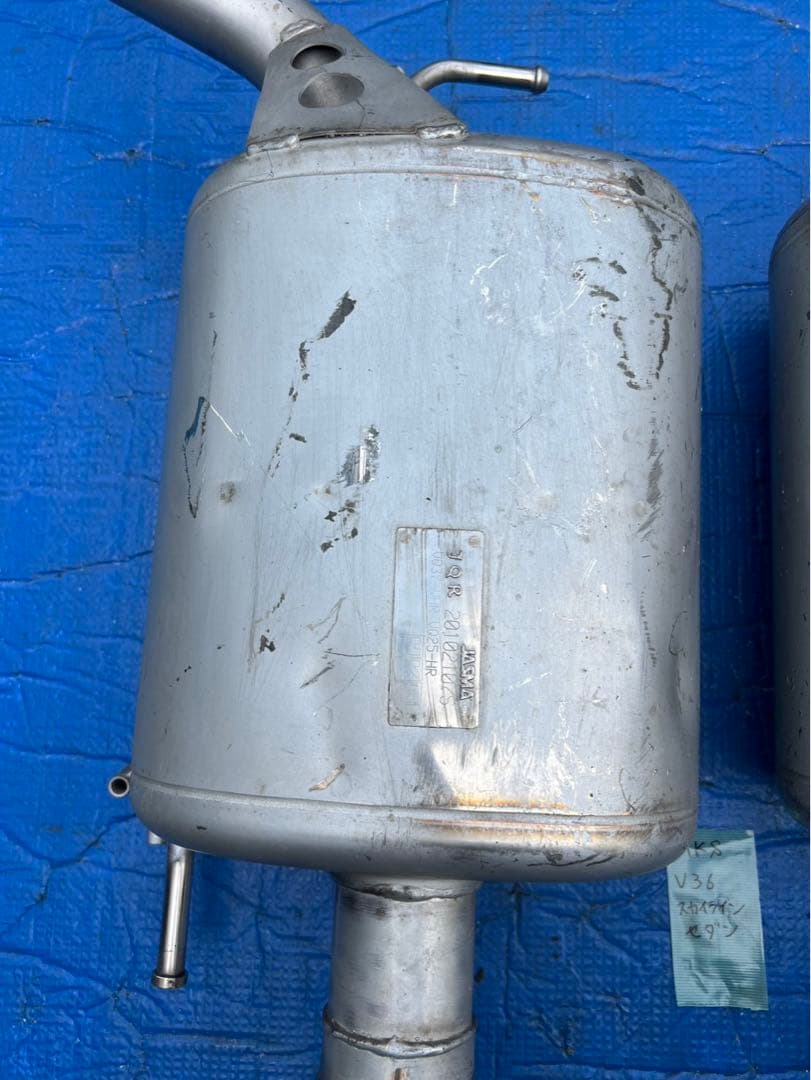 ニッサン　スカイライン　V36 HKS マフラー　※フォロー割OK