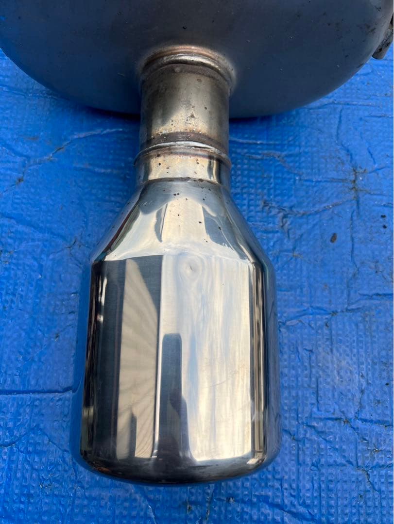 ニッサン　スカイライン　V36 HKS マフラー　※フォロー割OK