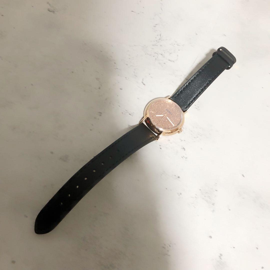 未使用　可動品　FURLA フルラ EASY SHAPE レディース腕時計