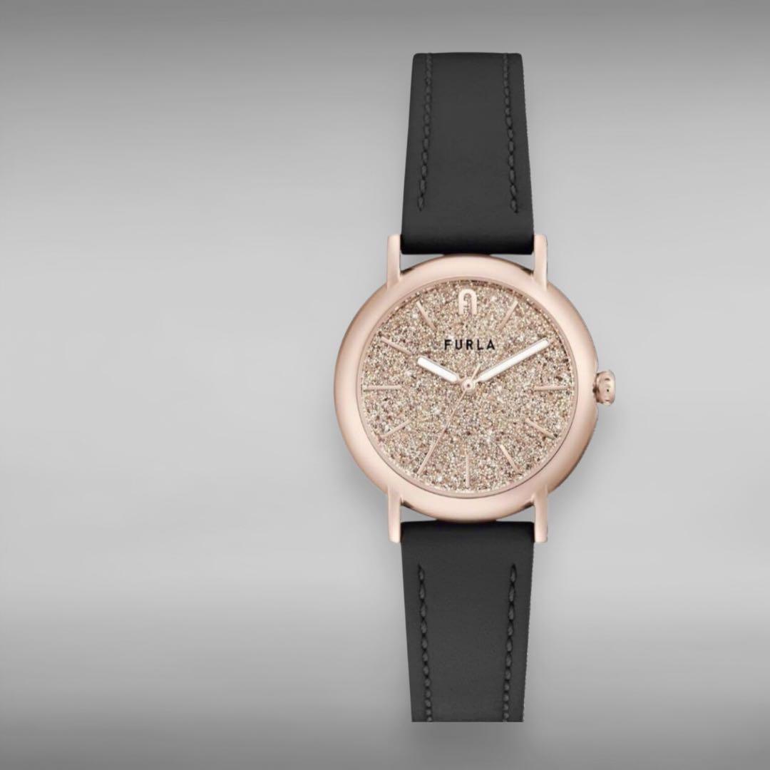 未使用　可動品　FURLA フルラ EASY SHAPE レディース腕時計