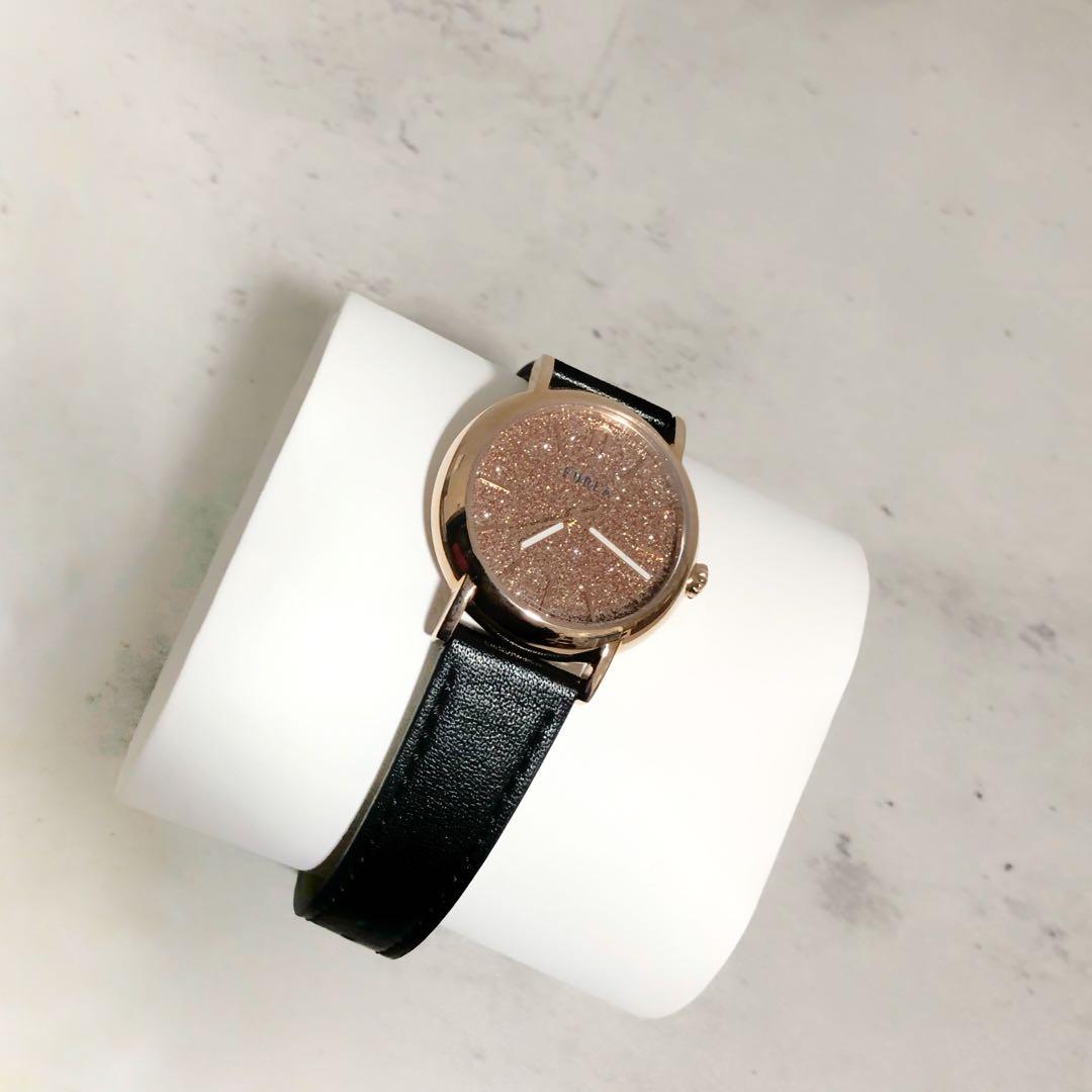 未使用　可動品　FURLA フルラ EASY SHAPE レディース腕時計