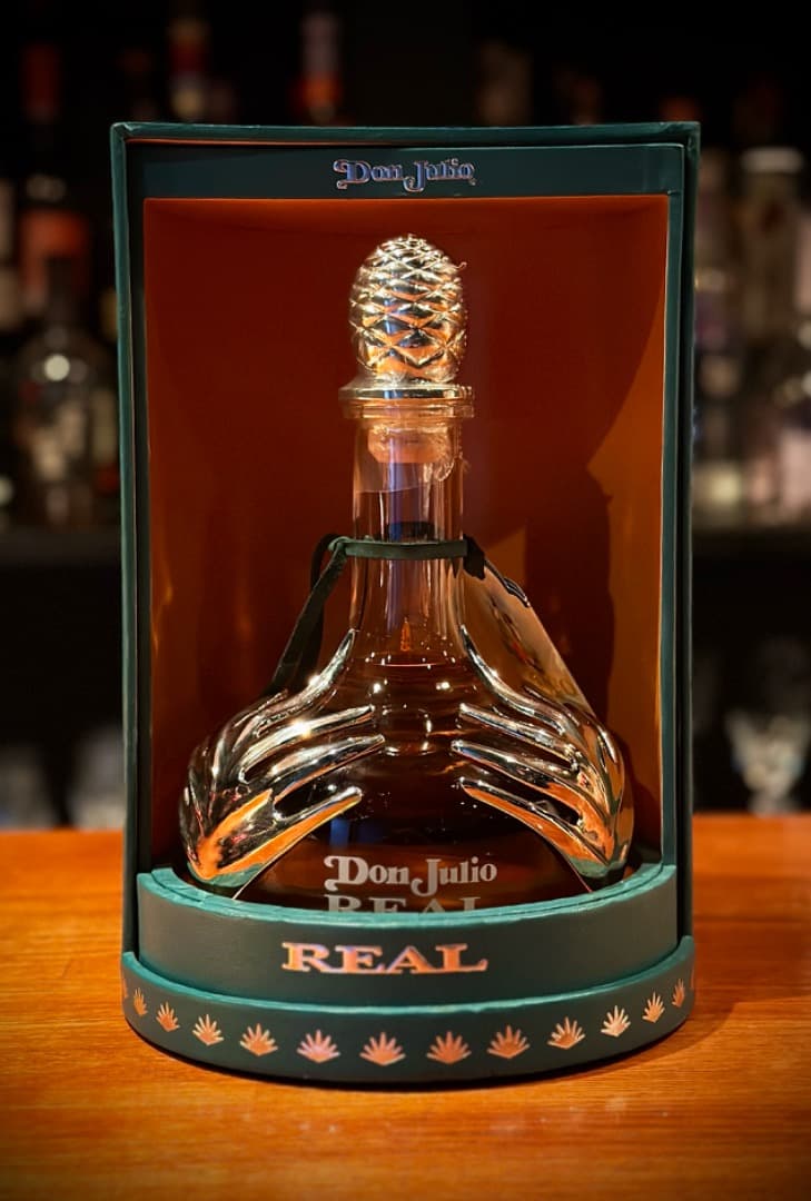 Don Julio/REAL/ドン・フリオ/レアル/高級テキーラ/絶版/入手困難