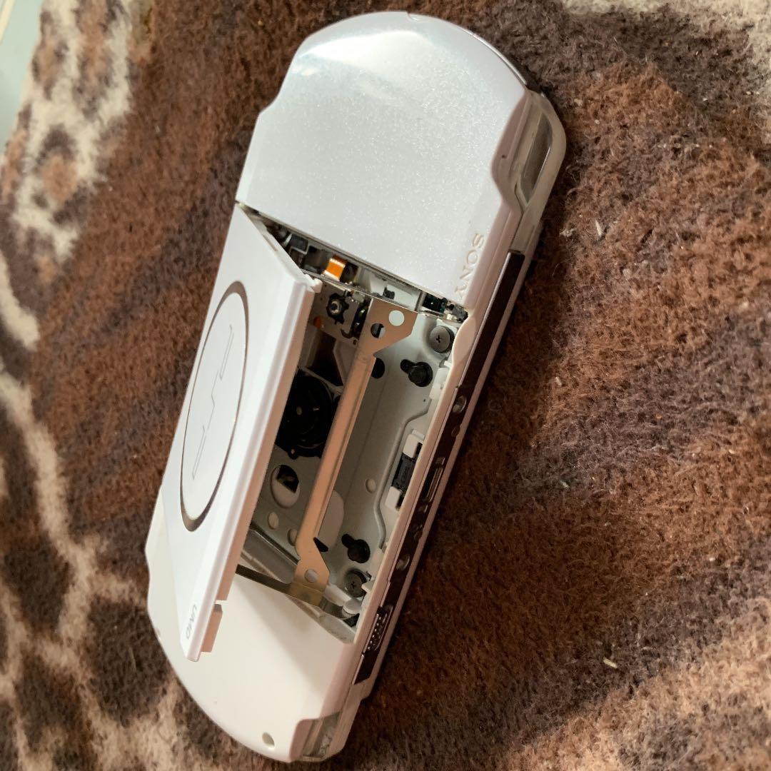 PSP 3000 本体