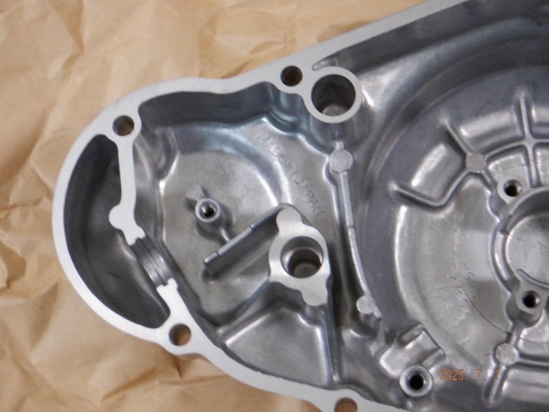 スズキ GSX-S1000 刀①カタナ 未使用 アルミエンジンカバー マグネット