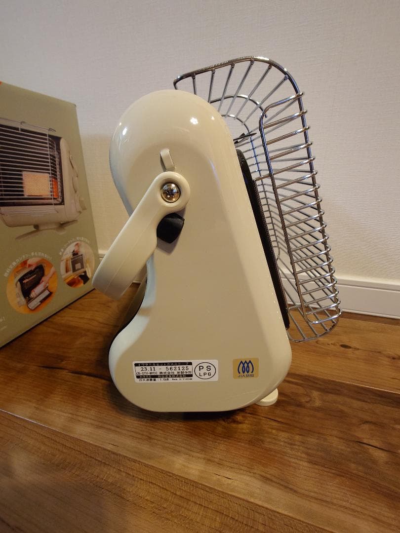 イワタニカセットガスストーブ　マイ暖　CB-STV-MYD2