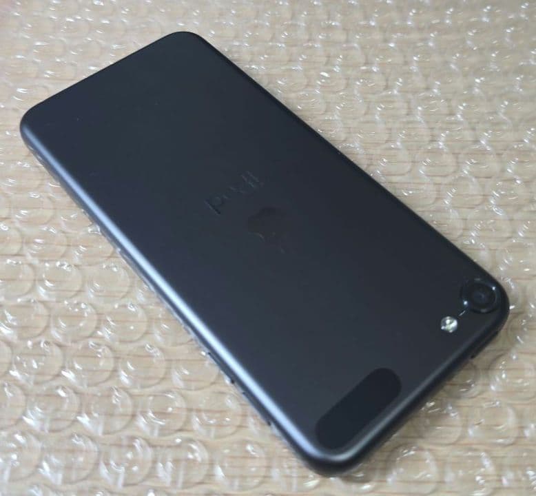 に*こ様 iPod touch 7◼️充放電回数3回◼️バッテリー容量100%◼