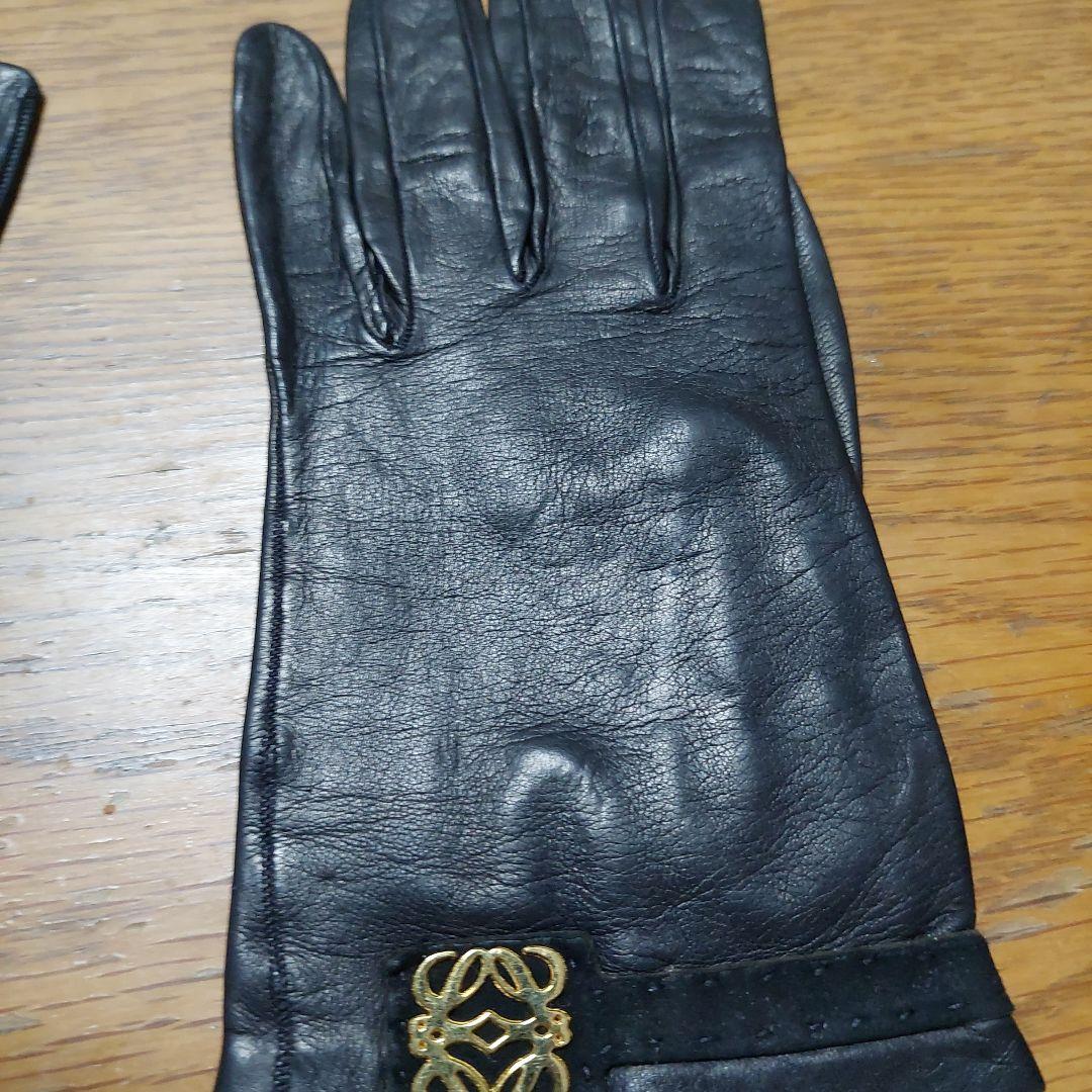 ほぼ未使用品　LOEWE 革手袋