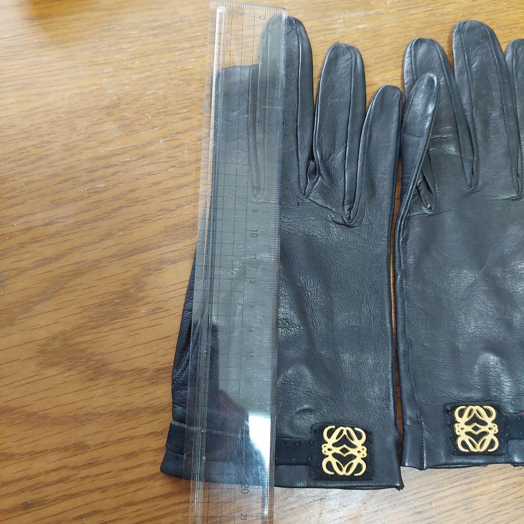 ほぼ未使用品　LOEWE 革手袋