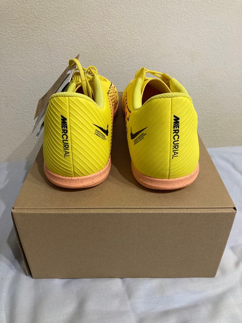 NIKE VAPOR 15 CLUB IC（yellow）