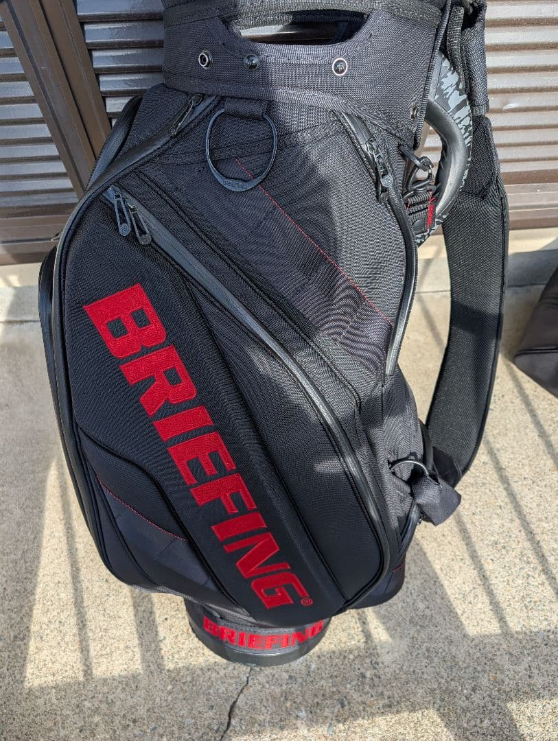 BRIEFING ゴルフキャディバッグ cr-3　各種ヘッドカバーセット